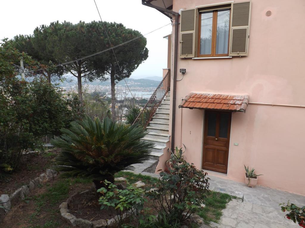 Tre Pini Apartment La Spezia Ngoại thất bức ảnh